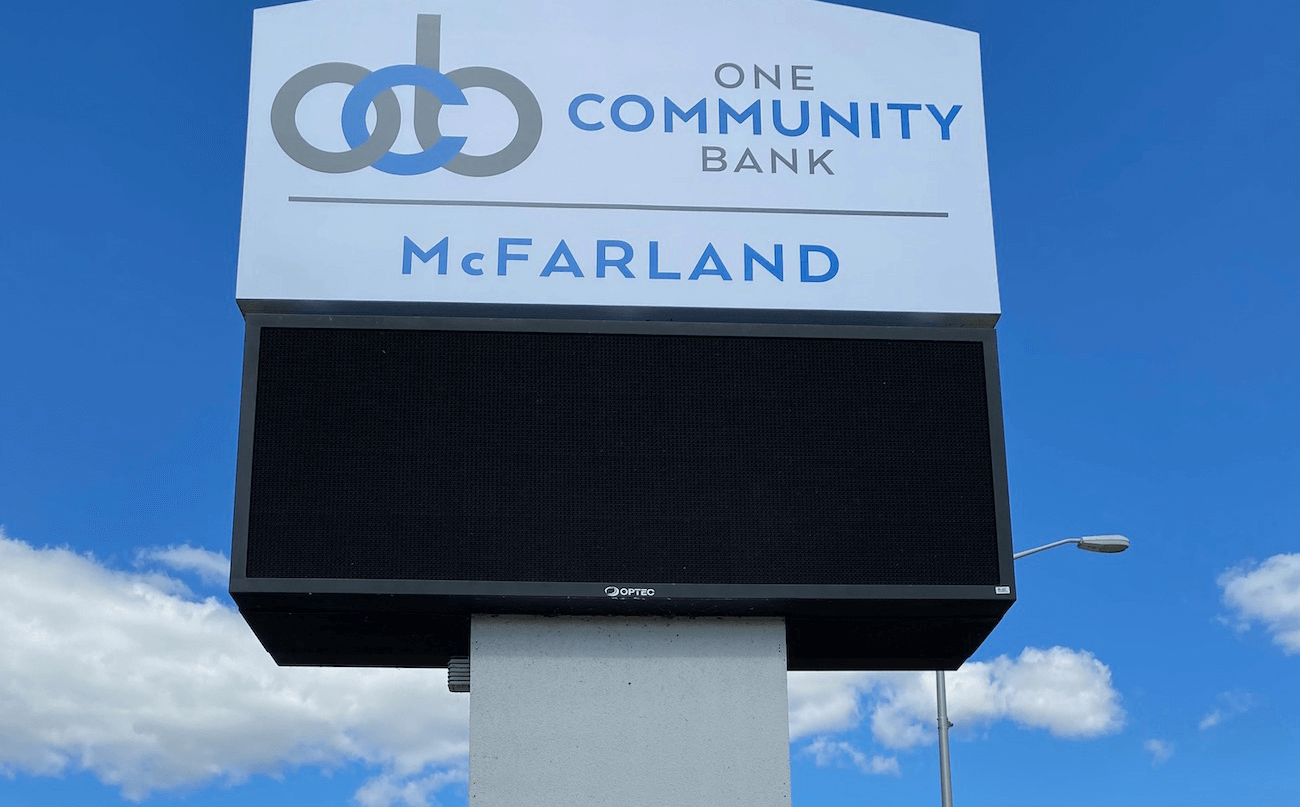 New One Community Bank Sign goes up in McFarland